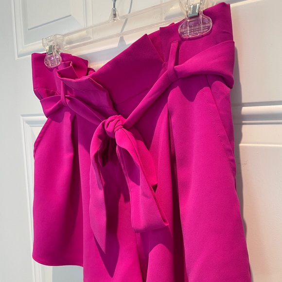 TCEC Fuchsia Pink Paper Bag Shorts Small High Waist Pockets Front Tie Flowy Bow - Picture 6 of 11
